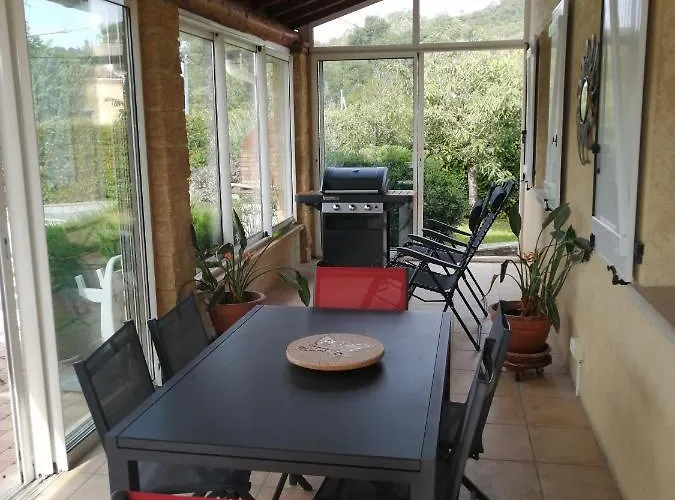 De Avec Piscine Chauffee Proche D Anduze Semesterbostad *